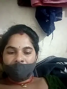 Snapshot of JULEE-740 chatting on October 27, 1:56 pm JULEE-740 online show from October 27, 1:56 pm