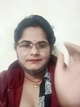 Snapshot of JULEE-740 chatting on December 5, 3:21 pm JULEE-740 online show from December 5, 3:21 pm