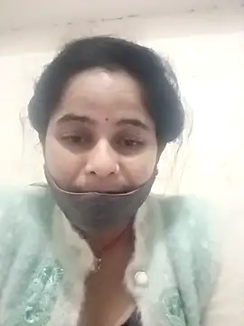 Snapshot of JULEE-740 chatting on November 17, 6:12 pm JULEE-740 online show from November 17, 6:12 pm