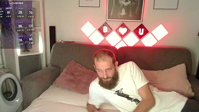 XBellaXundXUweX online show from November 4, 8:12 pm