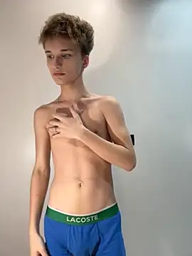 Snapshot of LittleTroubleXXX chatting on October 30, 6:16 pm LittleTroubleXXX online show from October 30, 6:16 pm