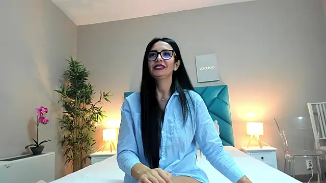 Snapshot of HaileyVice chatting on September 23, 5:58 am HaileyVice online show from September 23, 5:58 am