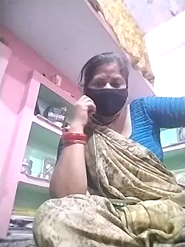 Rajnee33A online show from April 16, 12:11 am