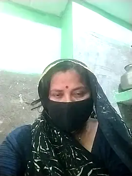 Rajnee33A online show from April 15, 5:35 am