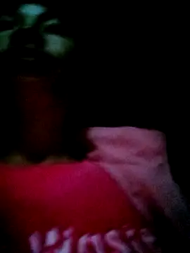 Snapshot of lucybaby00 chatting on September 29, 7:15 am lucybaby00 online show from September 29, 7:15 am
