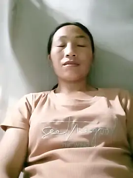 Snapshot of lucybaby00 chatting on May 20, 2:14 pm lucybaby00 online show from May 20, 2:14 pm