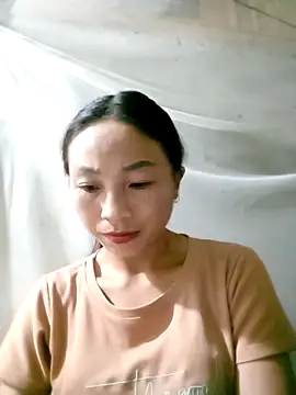 Snapshot of lucybaby00 chatting on October 2, 5:16 pm lucybaby00 online show from October 2, 5:16 pm