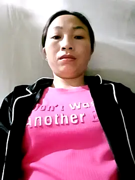 lucybaby00 online show from March 15, 11:12 pm