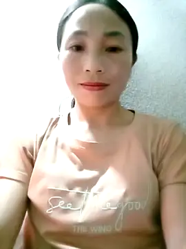 lucybaby00 online show from November 5, 1:03 pm