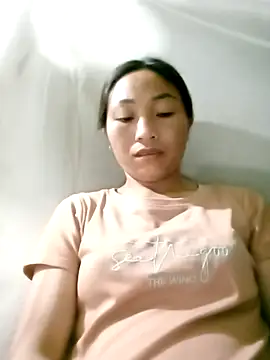 Snapshot of lucybaby00 chatting on May 6, 11:09 pm lucybaby00 online show from May 6, 11:09 pm