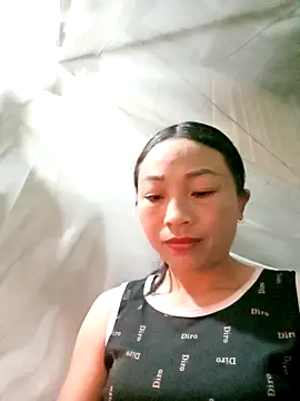 lucybaby00 online show from December 16, 7:18 pm