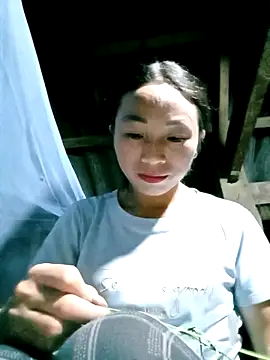Snapshot of lucybaby00 chatting on October 7, 12:39 pm lucybaby00 online show from October 7, 12:39 pm