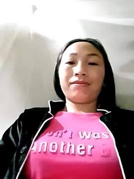 lucybaby00 online show from March 16, 8:11 pm