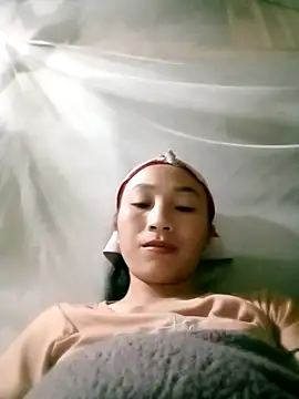 lucybaby00 online show from October 25, 3:12 pm