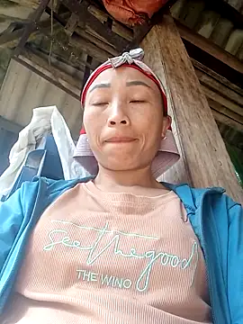 lucybaby00 online show from December 19, 4:27 am