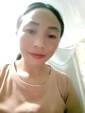 lucybaby00 online show from November 7, 12:21 pm