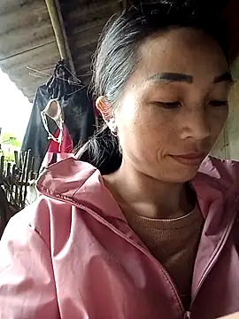 lucybaby00 online show from November 9, 8:40 am