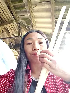 lucybaby00 online show from February 25, 5:40 am