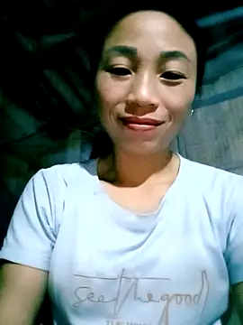 lucybaby00 online show from November 4, 9:18 pm