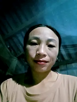 Snapshot of lucybaby00 chatting on October 3, 6:53 pm lucybaby00 online show from October 3, 6:53 pm
