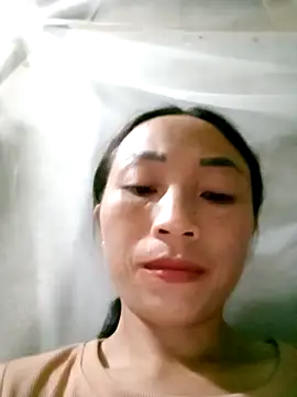 Snapshot of lucybaby00 chatting on September 12, 2:50 pm lucybaby00 online show from September 12, 2:50 pm