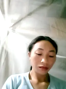 Snapshot of lucybaby00 chatting on October 6, 9:15 pm lucybaby00 online show from October 6, 9:15 pm