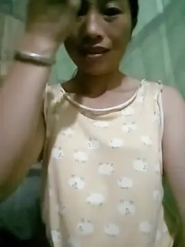 lucybaby00 online show from July 2, 10:38 pm