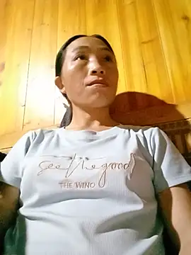 lucybaby00 online show from July 25, 11:27 am