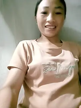 lucybaby00 online show from July 31, 10:29 pm