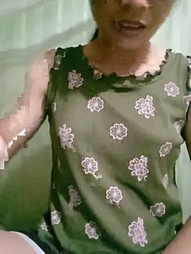 lucybaby00 online show from July 4, 10:25 pm