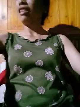 lucybaby00 online show from August 3, 11:38 am