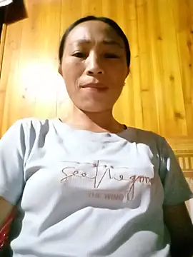 lucybaby00 online show from July 17, 12:24 pm