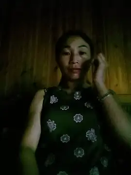 lucybaby00 online show from July 12, 12:33 am