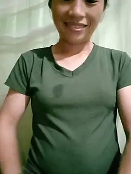 Snapshot of lucybaby00 chatting on June 20, 9:42 pm lucybaby00 online show from June 20, 9:42 pm