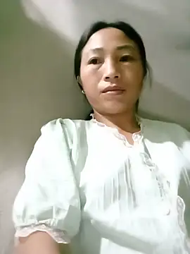 lucybaby00 online show from July 23, 7:21 pm
