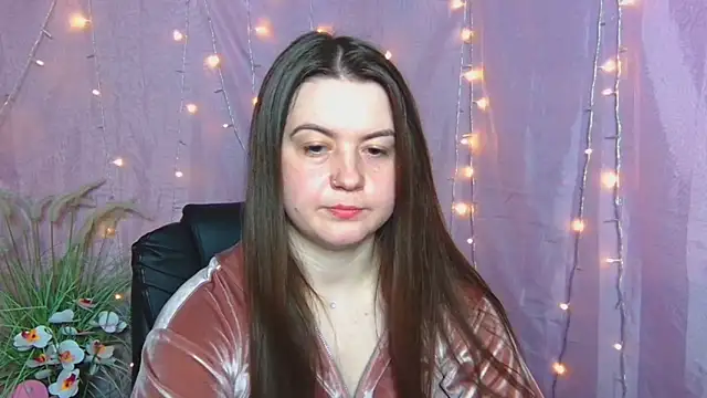 MavkaCute online show from April 19, 6:21 pm