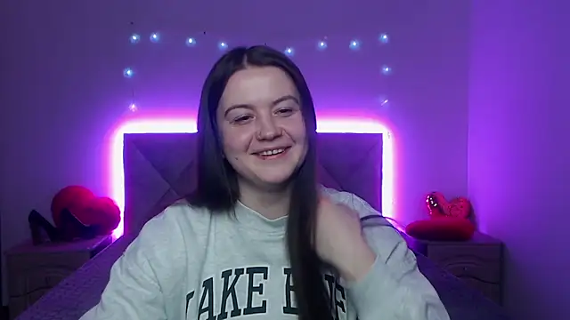 MavkaCute online show from February 9, 7:12 pm