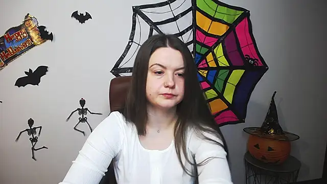 Snapshot of MavkaCute chatting on October 18, 6:10 pm MavkaCute online show from October 18, 6:10 pm
