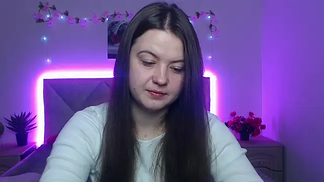 MavkaCute online show from April 24, 6:21 pm