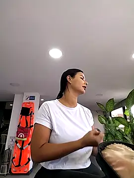 gabysanta  online show from October 28, 12:59 pm