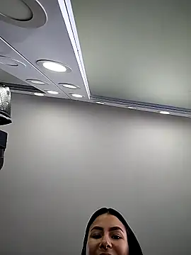 gabysanta  online show from March 10, 1:15 pm