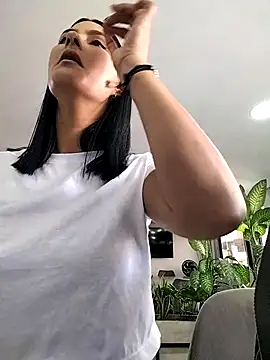 gabysanta  online show from November 11, 1:39 pm