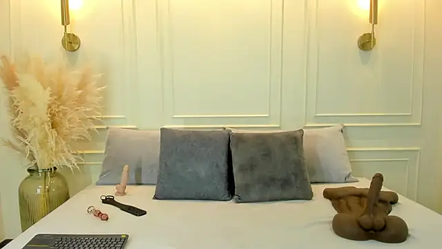 Snapshot of gabysanta_ chatting on September 9, 2:04 pm gabysanta online show from September 9, 2:04 pm
