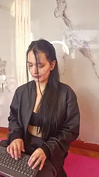 Snapshot of Aria_Bennett1 chatting on September 14, 11:43 am Aria Bennett1 online show from September 14, 11:43 am