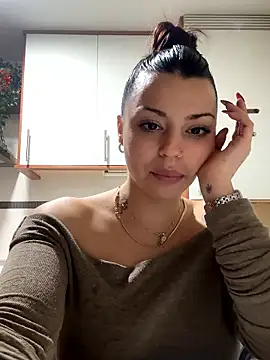 NoeliaGarcia17 online show from January 16, 11:42 pm