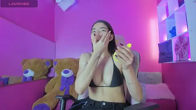 shumy angels online show from October 31, 4:42 am