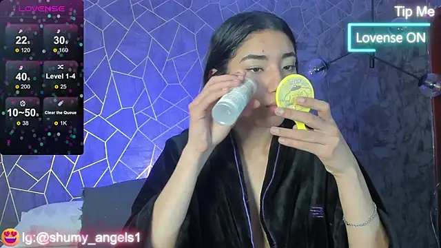 Snapshot of shumy_angels chatting on October 15, 5:54 pm shumy angels online show from October 15, 5:54 pm