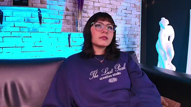 kitty malach online show from January 17, 3:21 am