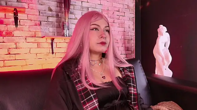 kitty malach online show from February 15, 3:40 am