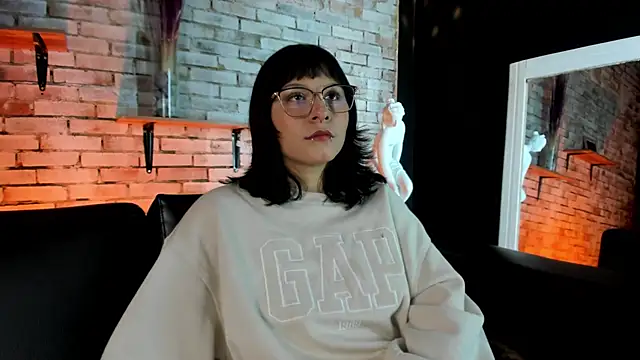 kitty malach online show from January 8, 2:50 am